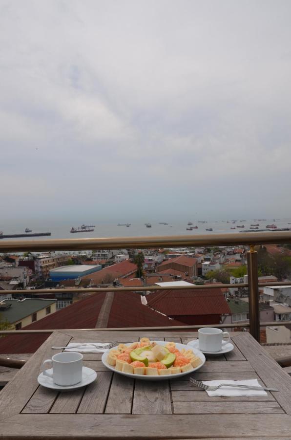The Reina Hotel Istanbul Exterior photo